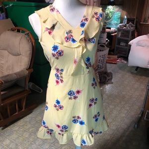 Yellow dress top